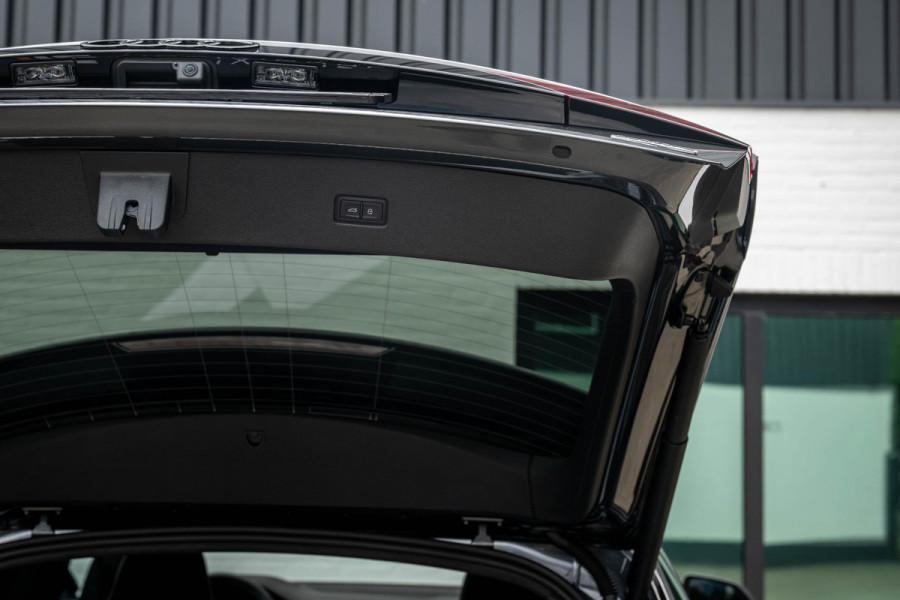 Audi Q8 60 TFSI e quattro S Competition B&O High-End 169k