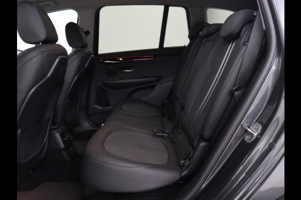 BMW 2 Serie Gran Tourer 218i High Executive 7-persoons | Sport Line | Head-Up | Trekhaak | Sportstoelen | Full LED | Navigatie | Climate control | Parkeerhulp | Cruise control
