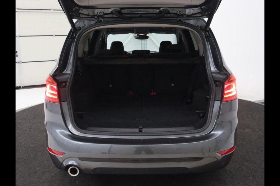 BMW 2 Serie Gran Tourer 218i High Executive 7-persoons | Sport Line | Head-Up | Trekhaak | Sportstoelen | Full LED | Navigatie | Climate control | Parkeerhulp | Cruise control