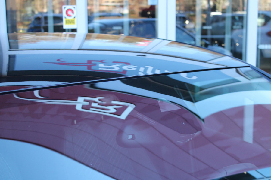 Peugeot 208 Hybrid 110PK e-DCS6 ALLURE | NAVIGATIE | DRAADLOZE APPLE CARPLAY/ANDROID AUTO | DAB+ RADIO | CLIMATE CONTROL | ADAPTIVE CRUISE CONTROL | VERKEERSBORDEN HERKENNING | ACHTERUITRIJ CAMERA | LICHTMETALEN VELGEN 16" |