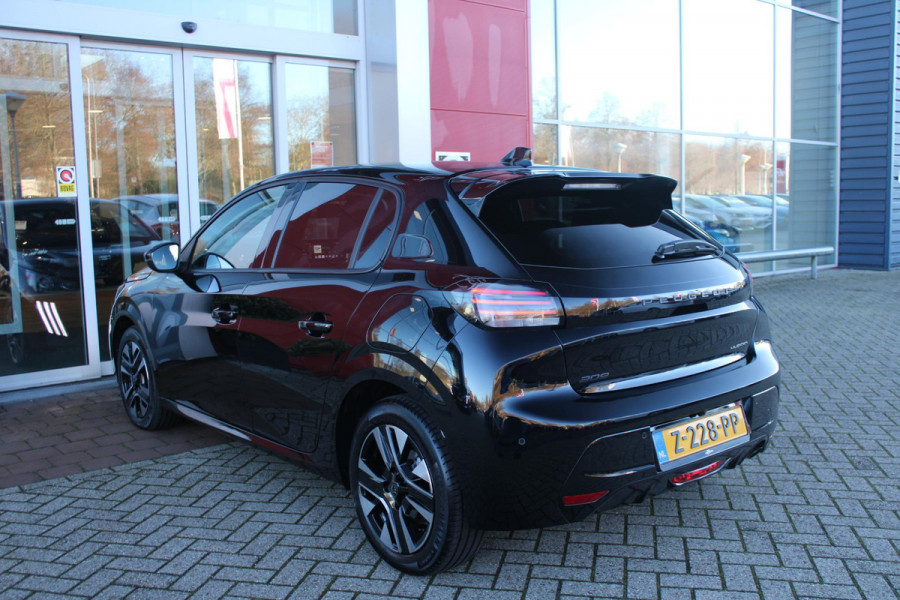 Peugeot 208 Hybrid 110PK e-DCS6 ALLURE | NAVIGATIE | DRAADLOZE APPLE CARPLAY/ANDROID AUTO | DAB+ RADIO | CLIMATE CONTROL | ADAPTIVE CRUISE CONTROL | VERKEERSBORDEN HERKENNING | ACHTERUITRIJ CAMERA | LICHTMETALEN VELGEN 16" |