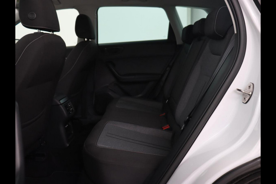 Seat Ateca 2.0 TDI Style Intens | Carplay | Camera | Navigatie | Full LED | Park Assist | Cruise control | Climate control | Getint glas