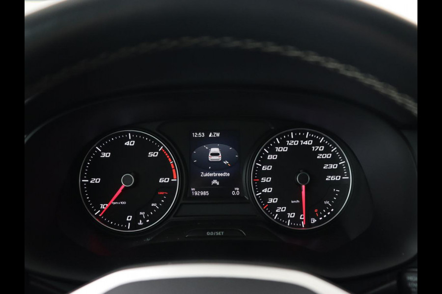 Seat Ateca 2.0 TDI Style Intens | Carplay | Camera | Navigatie | Full LED | Park Assist | Cruise control | Climate control | Getint glas