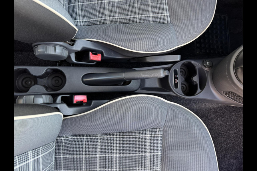 Fiat 500 1.2 Lounge Airco Cruise control Bluetooth Elektrisch bedienbare ramen en spiegels Pano