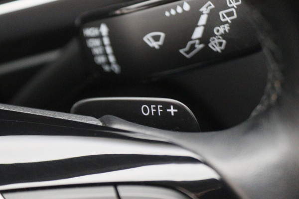 Volkswagen Tiguan 1.4 TSI ACT Comfortline Business R-Line Panoramadak, Virtual Cockpit, Camera, Apple Carplay, LED, 19"