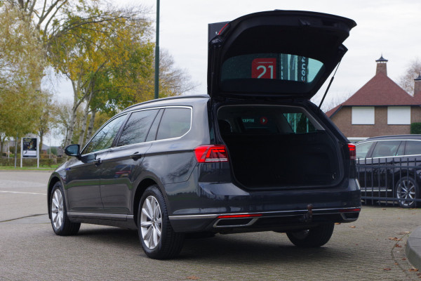 Volkswagen Passat Variant 1.4 TSI 218 PK PHEV GTE BNS, Trekhaak, Panoramadak, Winterpakket, Carplay