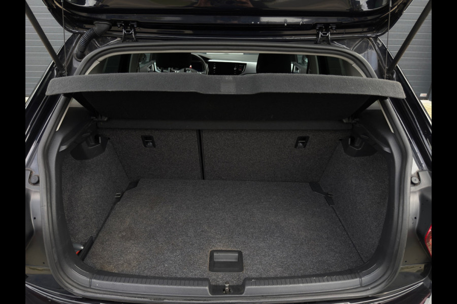 Volkswagen Polo 1.0 TSI Highline / Carplay / Keyless / ACTIE