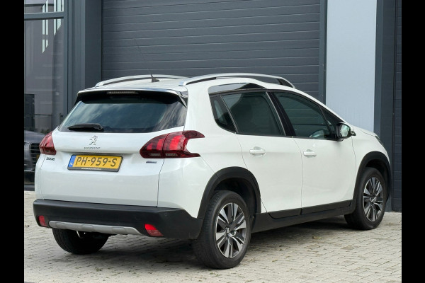 Peugeot 2008 1.2 Allure / Parelmoer / Navi / ACTIE !