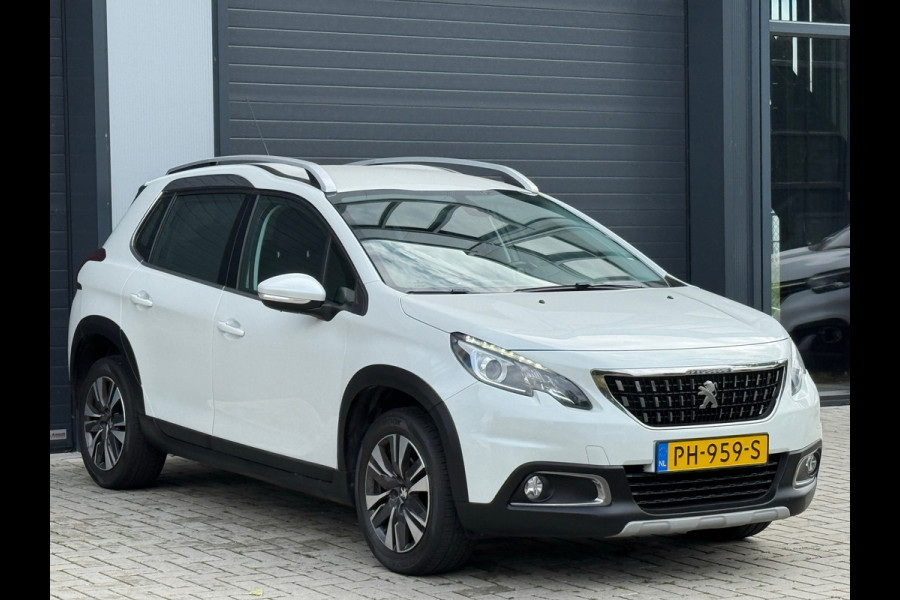 Peugeot 2008 1.2 Allure / Parelmoer / Navi / ACTIE !