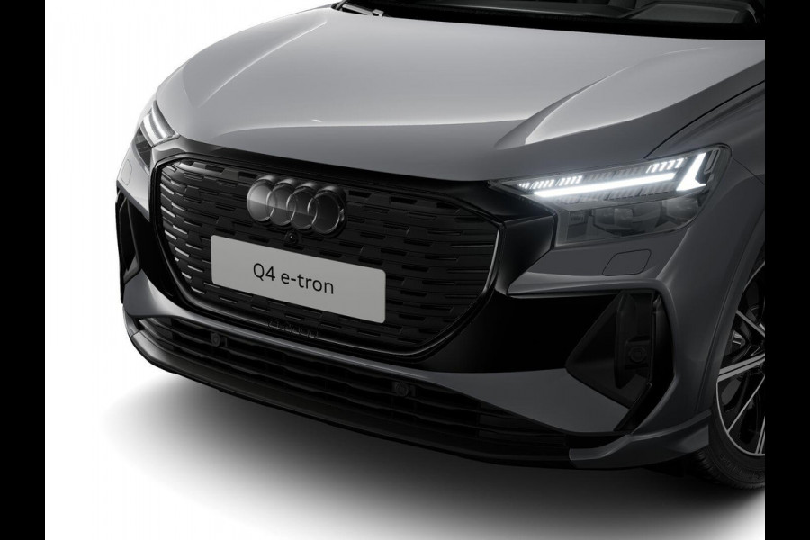 Audi Q4 e-tron 45 S edition Competition e-tron 82 kWh 286 pk | Assistentiepakket plus | Comfortpakket | Ambient lichtpakket | Optiekpakket zwart plus |