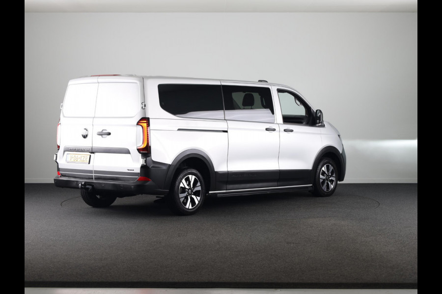 Volkswagen Transporter 2.0 TDI L2H1 30 4MOTION PanAmericana 170Pk Automaat DC Dubbele cabine | Verlengde garantie | Lederen bekleding | Trekhaak | Navigatie |