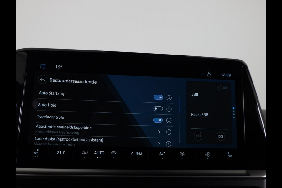 Volkswagen Transporter 2.0 TDI L2H1 30 4MOTION PanAmericana 170Pk Automaat DC Dubbele cabine | Verlengde garantie | Lederen bekleding | Trekhaak | Navigatie |