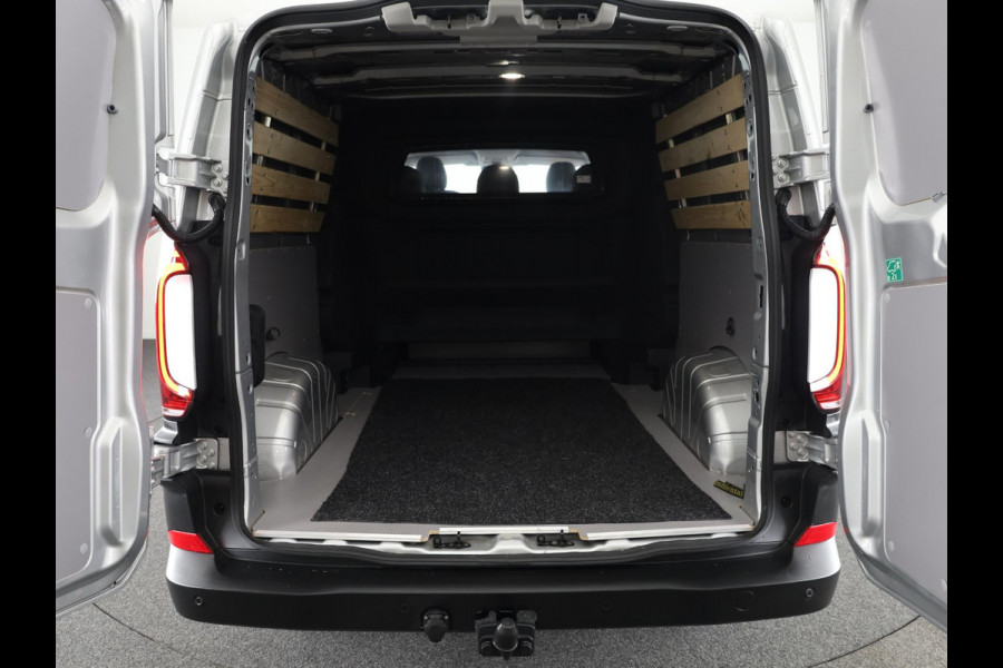 Volkswagen Transporter 2.0 TDI L2H1 30 4MOTION PanAmericana 170Pk Automaat DC Dubbele cabine | Verlengde garantie | Lederen bekleding | Trekhaak | Navigatie |