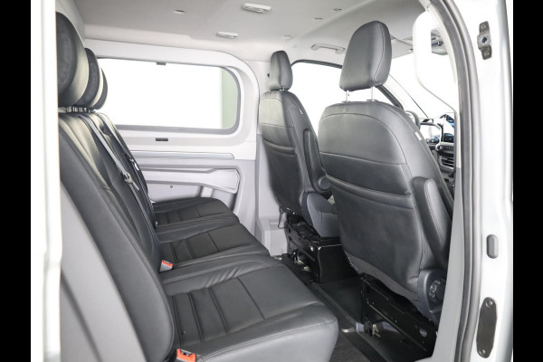 Volkswagen Transporter 2.0 TDI L2H1 30 4MOTION PanAmericana 170Pk Automaat DC Dubbele cabine | Verlengde garantie | Lederen bekleding | Trekhaak | Navigatie |