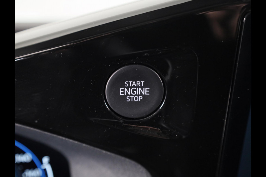 Volkswagen Transporter 2.0 TDI L2H1 30 4MOTION PanAmericana 170Pk Automaat DC Dubbele cabine | Verlengde garantie | Lederen bekleding | Trekhaak | Navigatie |