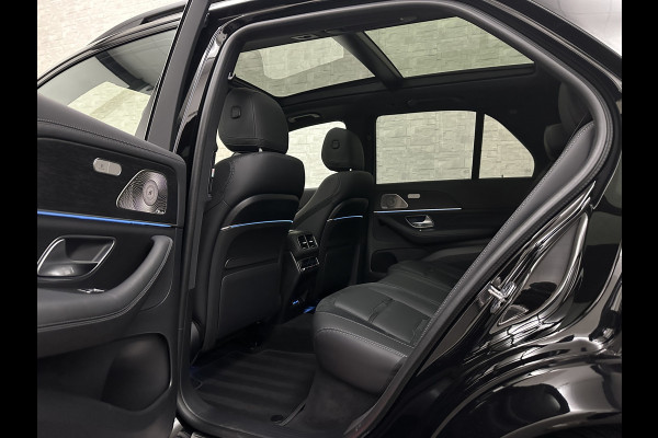 Mercedes-Benz GLE AMG 53 Hybrid 4MATIC+ | Panorama | Massage | Soft-Close | Carbon | ACC | 360 Camera | Stoelventilatie | Head-Up | Burmester | Trekhaak | Stoelverwarming V+A | 4-Zone Clima | AMG Drive-Unit | ISO & Infra-Rood Glas | 22 Inch | Keyless-Go | Memory | Luchtvering | Parfumering | Carplay | Stuurverwarming | Rij assistent pakket + | Bekerhouder Clima | Draadloos Laden |