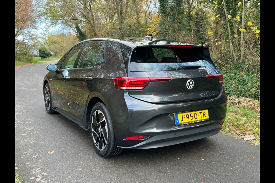 Volkswagen ID.3 First 58 kWh | Stoel & Stuur verwarming | Carplay |