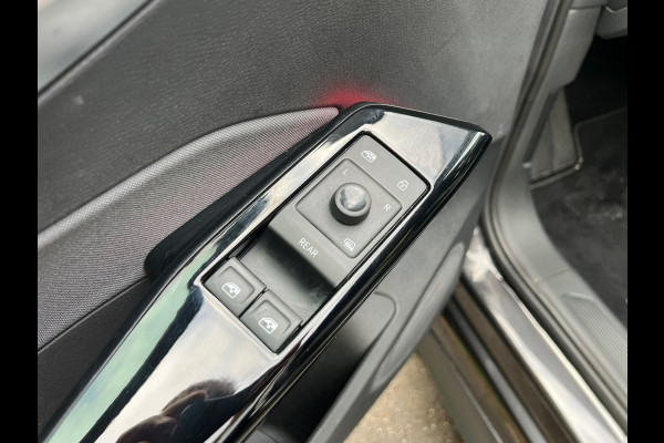 Volkswagen ID.3 First 58 kWh | Stoel & Stuur verwarming | Carplay |