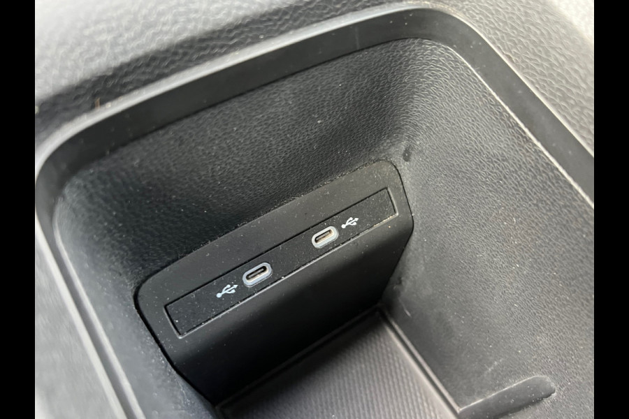 Volkswagen ID.3 First 58 kWh | Stoel & Stuur verwarming | Carplay |