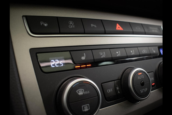 Seat Ateca 1.5 TSI Xperience Business Intense Sport (PANORAMADAK,APPLE CARPLAY,NAVI,CAMERA,DIGITALE COCKPIT,STOELVERWARMING,PDC)