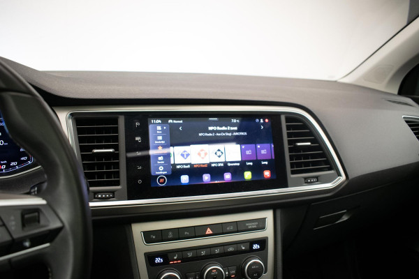 Seat Ateca 1.5 TSI Xperience Business Intense Sport (PANORAMADAK,APPLE CARPLAY,NAVI,CAMERA,DIGITALE COCKPIT,STOELVERWARMING,PDC)