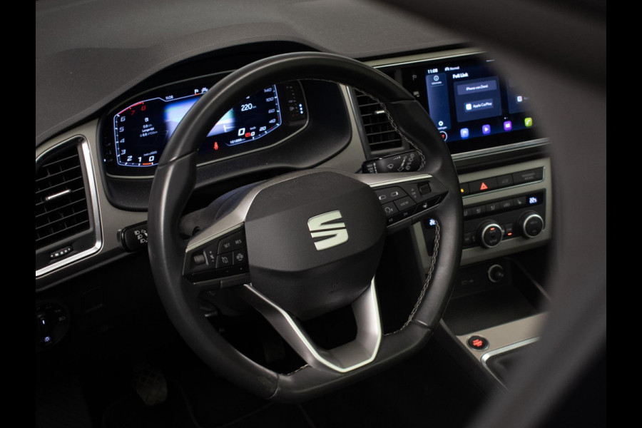 Seat Ateca 1.5 TSI Xperience Business Intense Sport (PANORAMADAK,APPLE CARPLAY,NAVI,CAMERA,DIGITALE COCKPIT,STOELVERWARMING,PDC)