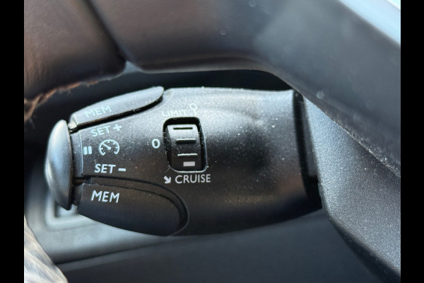 Peugeot 5008 1.2 Allure / BTW / Automaat / 7 Pers. / ACTIE