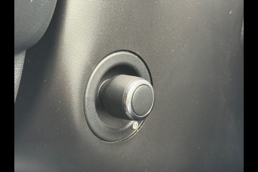 Land Rover Range Rover Sport P400e Autobiography Dynamic / BTW / Luchtvering / 360 Camera / Schuifdak / Black / ACTIE !