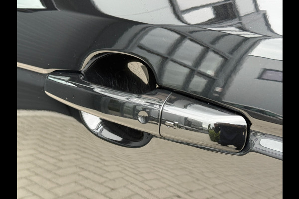 Land Rover Range Rover Sport P400e Autobiography Dynamic / BTW / Luchtvering / 360 Camera / Schuifdak / Black / ACTIE !