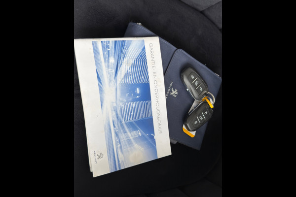 Peugeot 3008 1.2 PureTech Allure / DB-RIEM Vervangen / ACTIE!