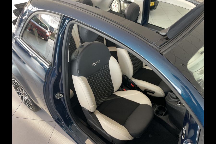 Fiat 500C 1.0 Hybrid dolcivita Airco - Cruise control - Parkeersensoren achter - Open dak - Bluetooth - Navigatiesysteem - Mistlampen voor - Stuur multifunctioneel - Elektrische ramen voor - Stuur leder - Licht metalen vel
