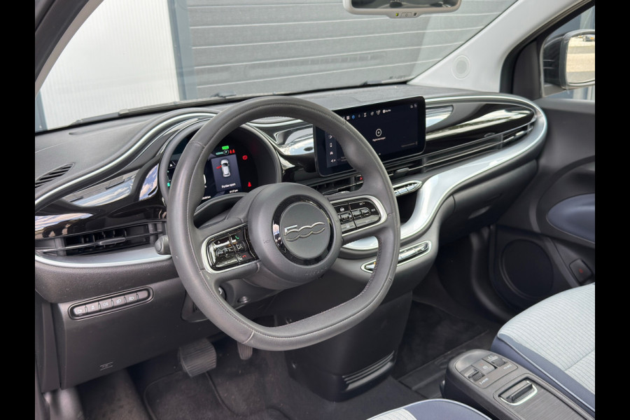 Fiat 500 Icon 42 kWh / 1e Eig / Grote Accu / Lage KM / ACTIE