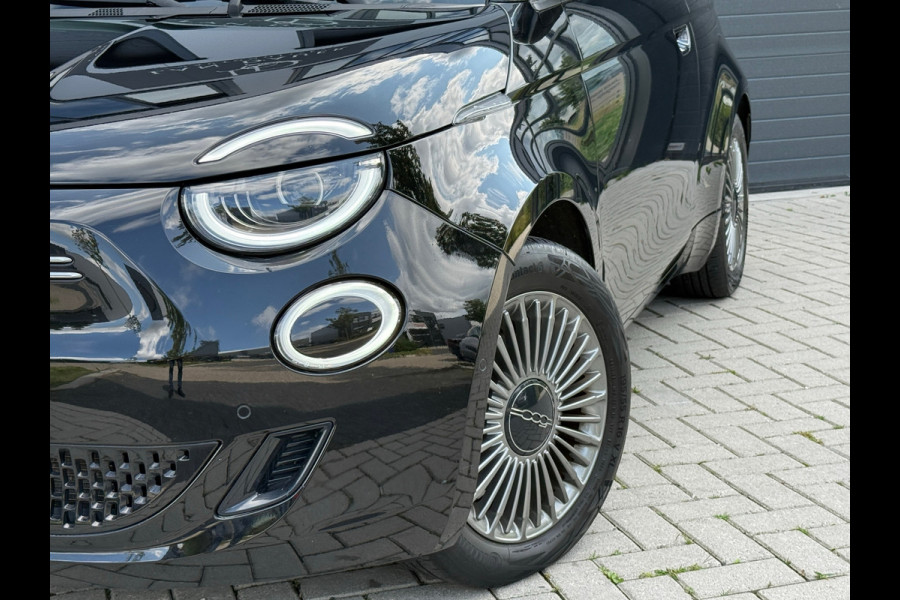 Fiat 500 Icon 42 kWh / 1e Eig / Grote Accu / Lage KM / ACTIE