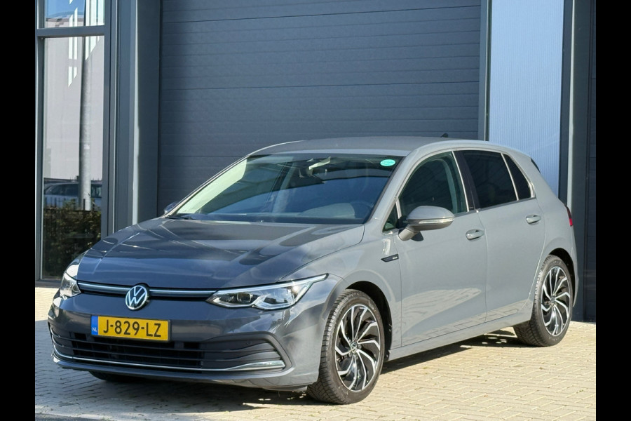 Volkswagen Golf 1.5 TSI Style / Nardo Grey / ACTIE !