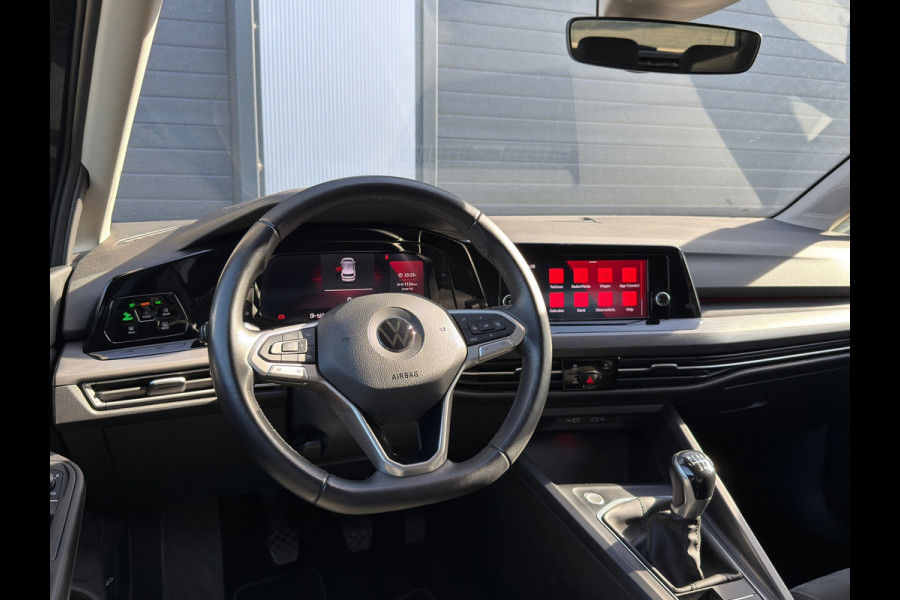 Volkswagen Golf 1.5 TSI Style / Nardo Grey / ACTIE !