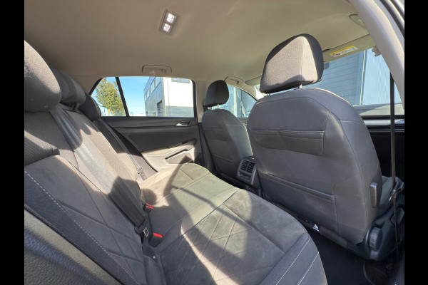 Volkswagen Golf 1.5 TSI Style / Nardo Grey / ACTIE !