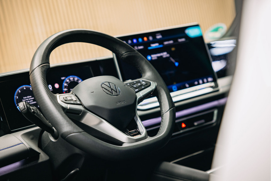 Volkswagen Tiguan 1.5 eTSI R-Line Business | Harman/Kardon | BTW | Pano | Stoelmassage | Trekhaak |