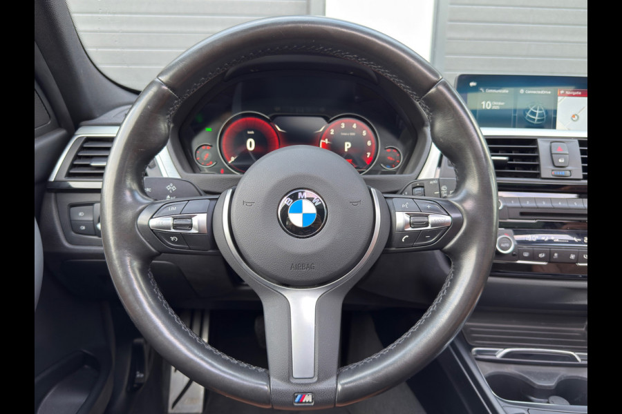 BMW 3 Serie Touring 318i M Sport| Schuifdak / Carplay / ACTIE
