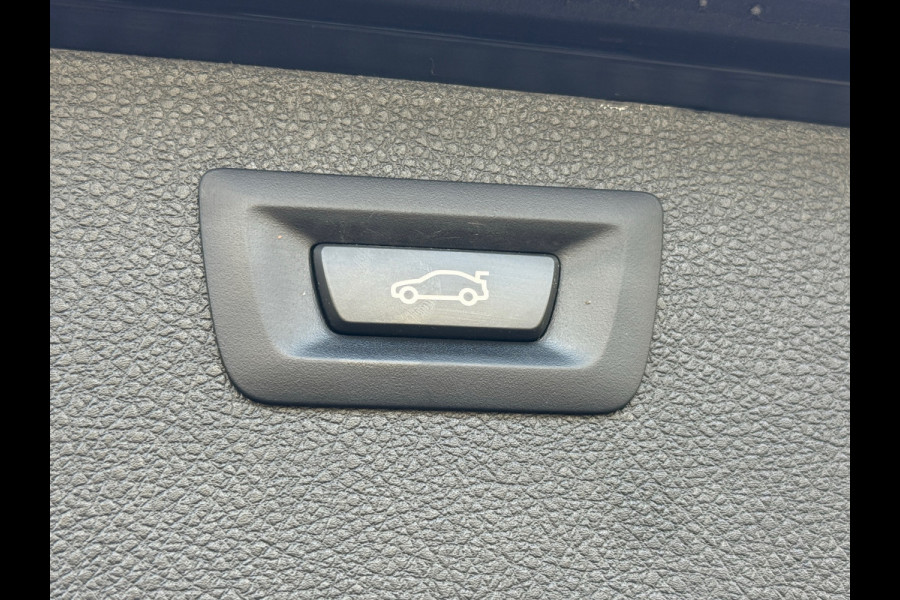 BMW 3 Serie Touring 318i M Sport| Schuifdak / Carplay / ACTIE