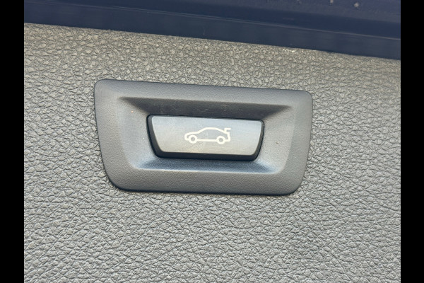 BMW 3 Serie Touring 318i M Sport| Schuifdak / Carplay / ACTIE