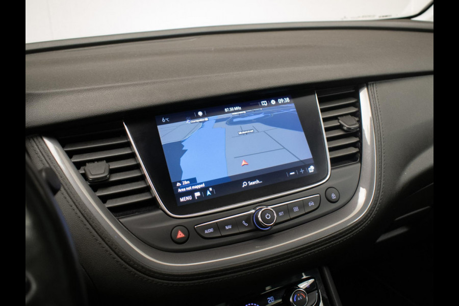 Opel Grandland X 1.2 Turbo Business Executive Sport (PANORAMADAK,APPLE CARPLAY,NAVI,STOEL/STUURVERWARMING,CAMERA,BLACK PACK,PDC)