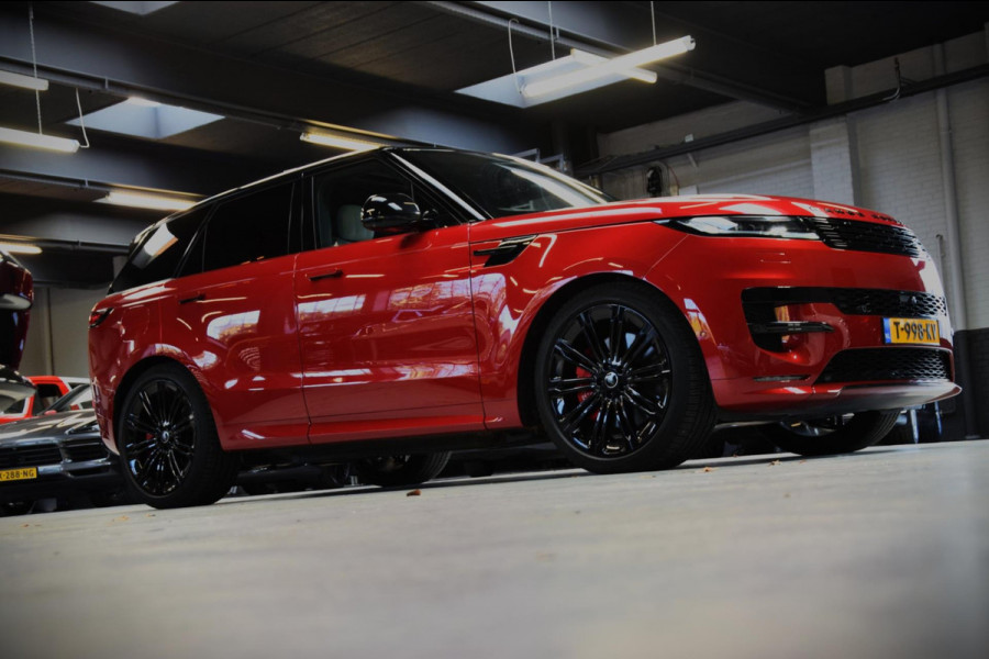 Land Rover Range Rover Sport 3.0 P440e Dynamic SE Navi|Two Tone|Firenze Red|Panoramadak|Org.NL|BTW|23 Inch|Dealer onderhouden