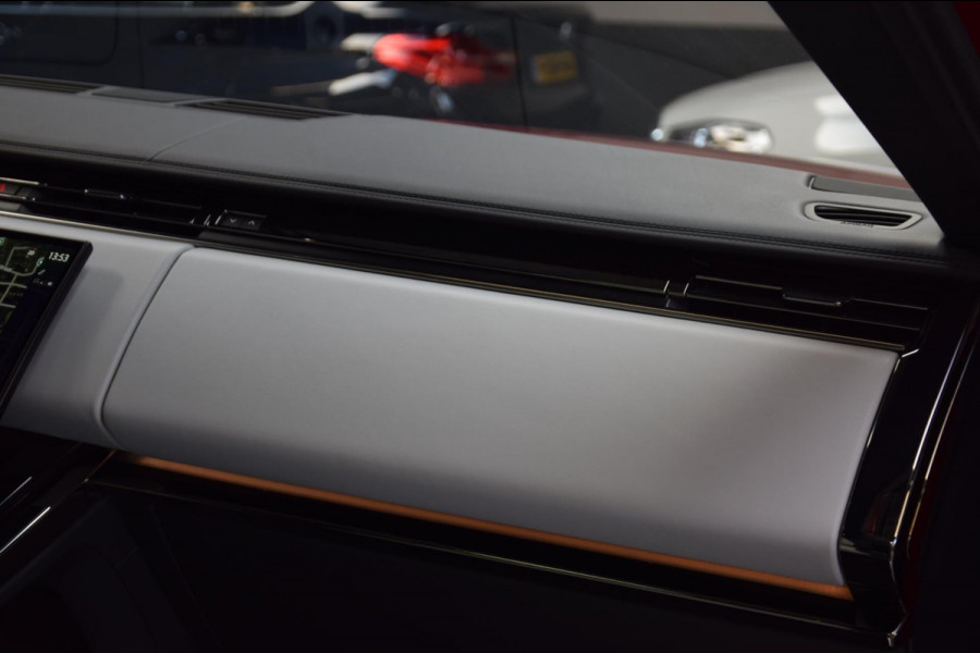 Land Rover Range Rover Sport 3.0 P440e Dynamic SE Navi|Two Tone|Firenze Red|Panoramadak|Org.NL|BTW|23 Inch|Dealer onderhouden