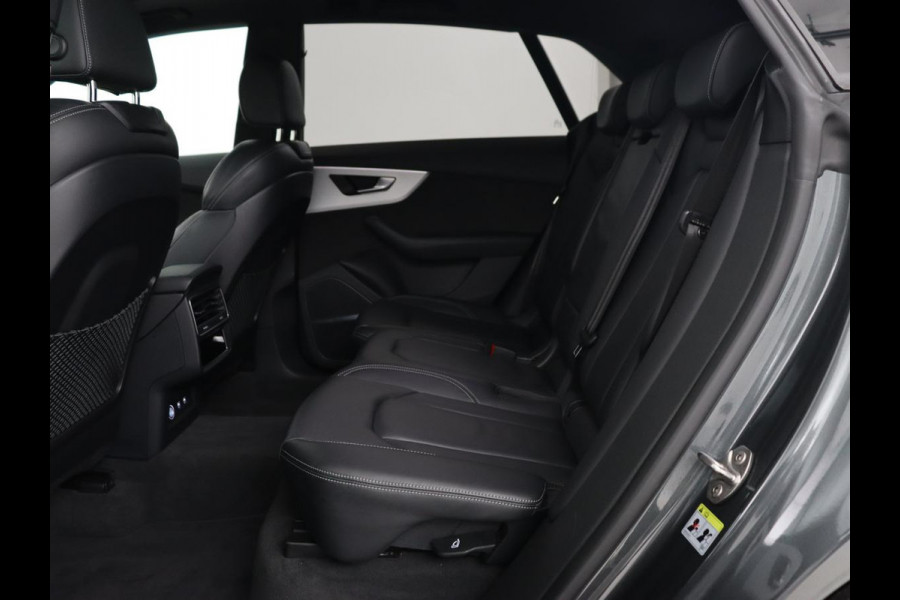 Audi Q8 50 TDI quattro Pro Line S | Panoramadak | Nappaleder | Head-Up | Adaptive cruise | Bang & Olufsen | Matrix LED | 360 Camera | Trekhaak | Stuurverwarming | Side Assist | Keyless | Memory Carplay | Soft-close