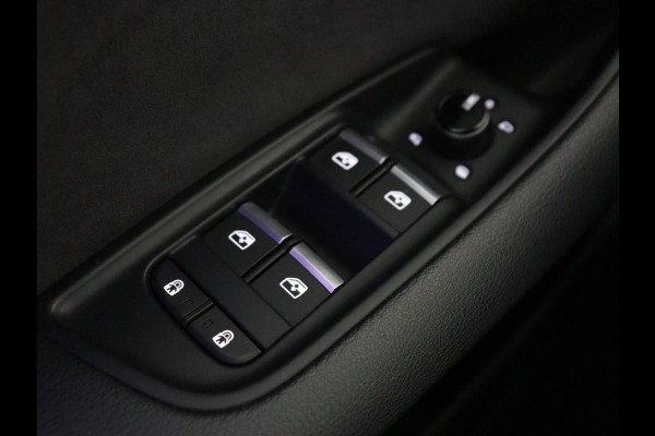 Audi Q8 50 TDI quattro Pro Line S | Panoramadak | Nappaleder | Head-Up | Adaptive cruise | Bang & Olufsen | Matrix LED | 360 Camera | Trekhaak | Stuurverwarming | Side Assist | Keyless | Memory Carplay | Soft-close
