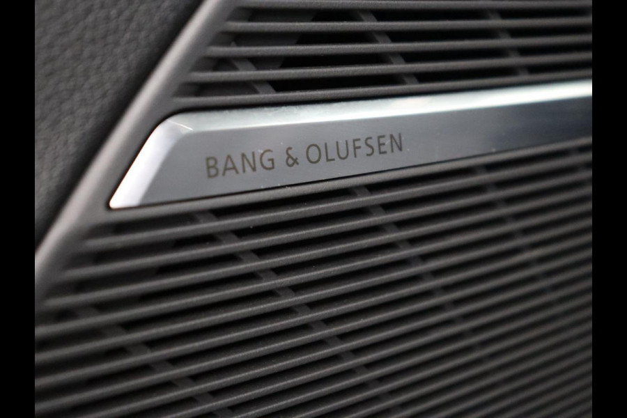 Audi Q8 50 TDI quattro Pro Line S | Panoramadak | Nappaleder | Head-Up | Adaptive cruise | Bang & Olufsen | Matrix LED | 360 Camera | Trekhaak | Stuurverwarming | Side Assist | Keyless | Memory Carplay | Soft-close