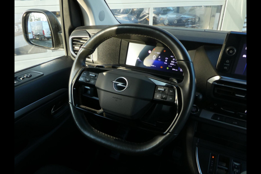 Opel Vivaro 2.0, 180pk, Automaat, L3, Navigatie, PCD, 3-Zits.