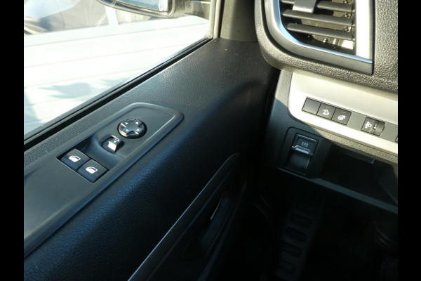 Opel Vivaro 2.0, 180pk, Automaat, L3, Navigatie, PCD, 3-Zits.