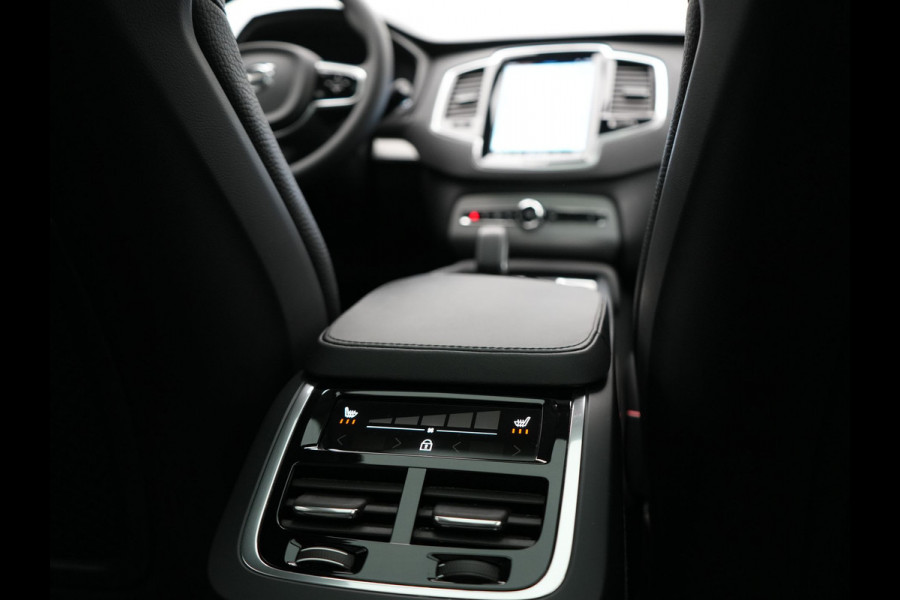 Volvo XC90 T8 Recharge AWD LONG RANGE Ultimate Dark 7 Persoons Plug In Hybrid 456pk Dealer O.H. PHEV | Panodak | Head Up | Adaptive Cruise | Camera | Lederen Sportstoelen Memory & Verwarmd | Google Assistent | Harman & Kardon | Stuur Verwarmd | Apple Carplay | Blis | Keyless | Virtual |