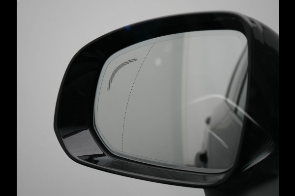 Volvo XC90 T8 Recharge AWD LONG RANGE Ultimate Dark 7 Persoons Plug In Hybrid 456pk Dealer O.H. PHEV | Panodak | Head Up | Adaptive Cruise | Camera | Lederen Sportstoelen Memory & Verwarmd | Google Assistent | Harman & Kardon | Stuur Verwarmd | Apple Carplay | Blis | Keyless | Virtual |